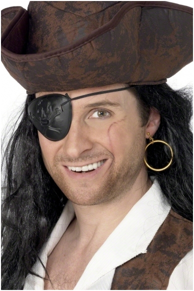 Пиратская серьга и повязка на глаз