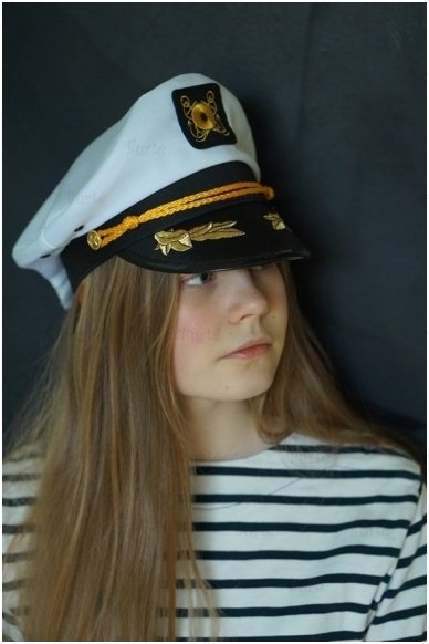 Kapitono kepurė 4