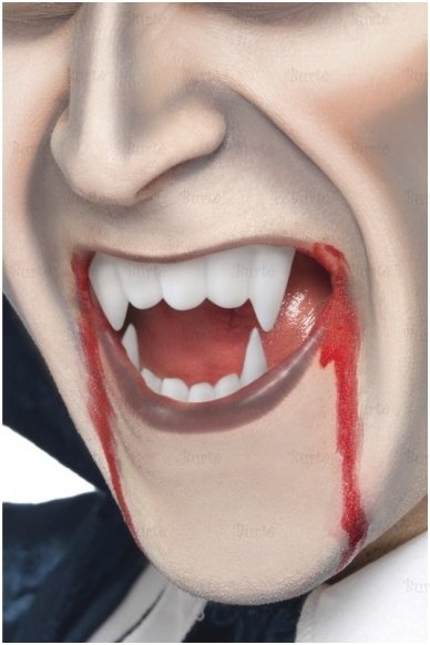 Kraujas ir dantys 1