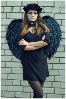 Angel wings, Black