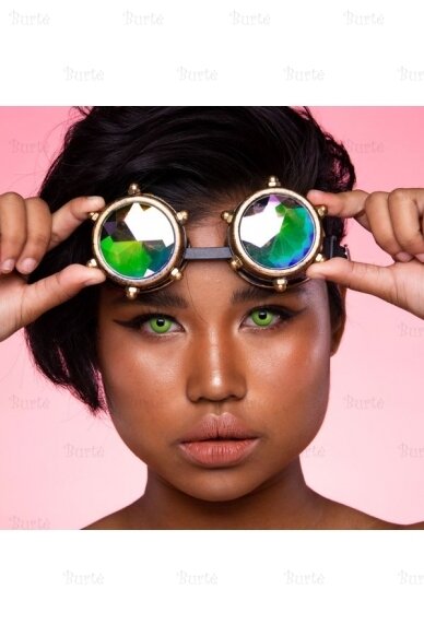 Green Colored Contact Lenses 2